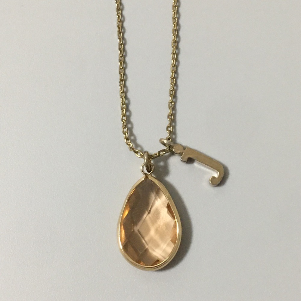 BELLA 🔹 Gold Almond Necklace